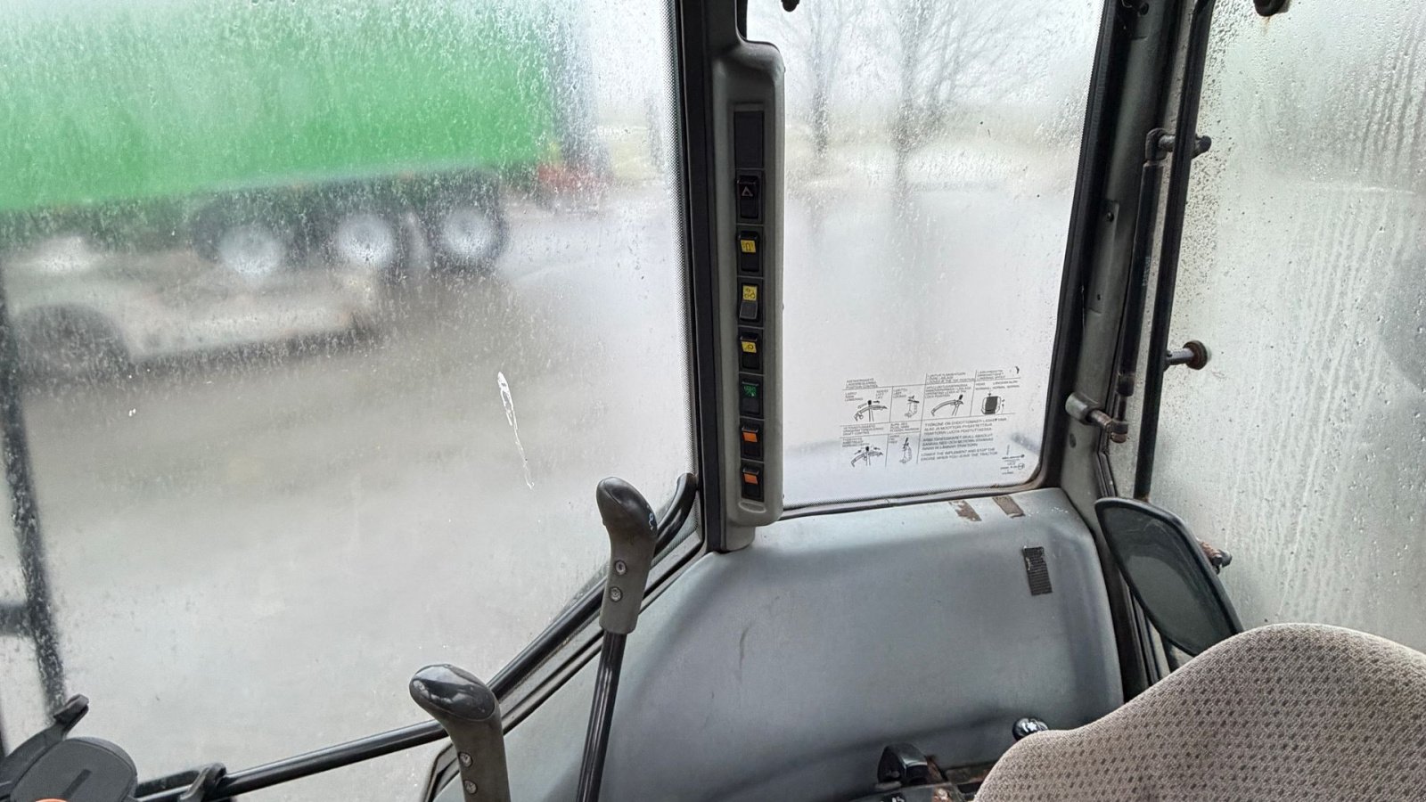 Traktor типа Valtra A95 KUN 3000 TIMER OG KOST!, Gebrauchtmaschine в Nørager (Фотография 17)