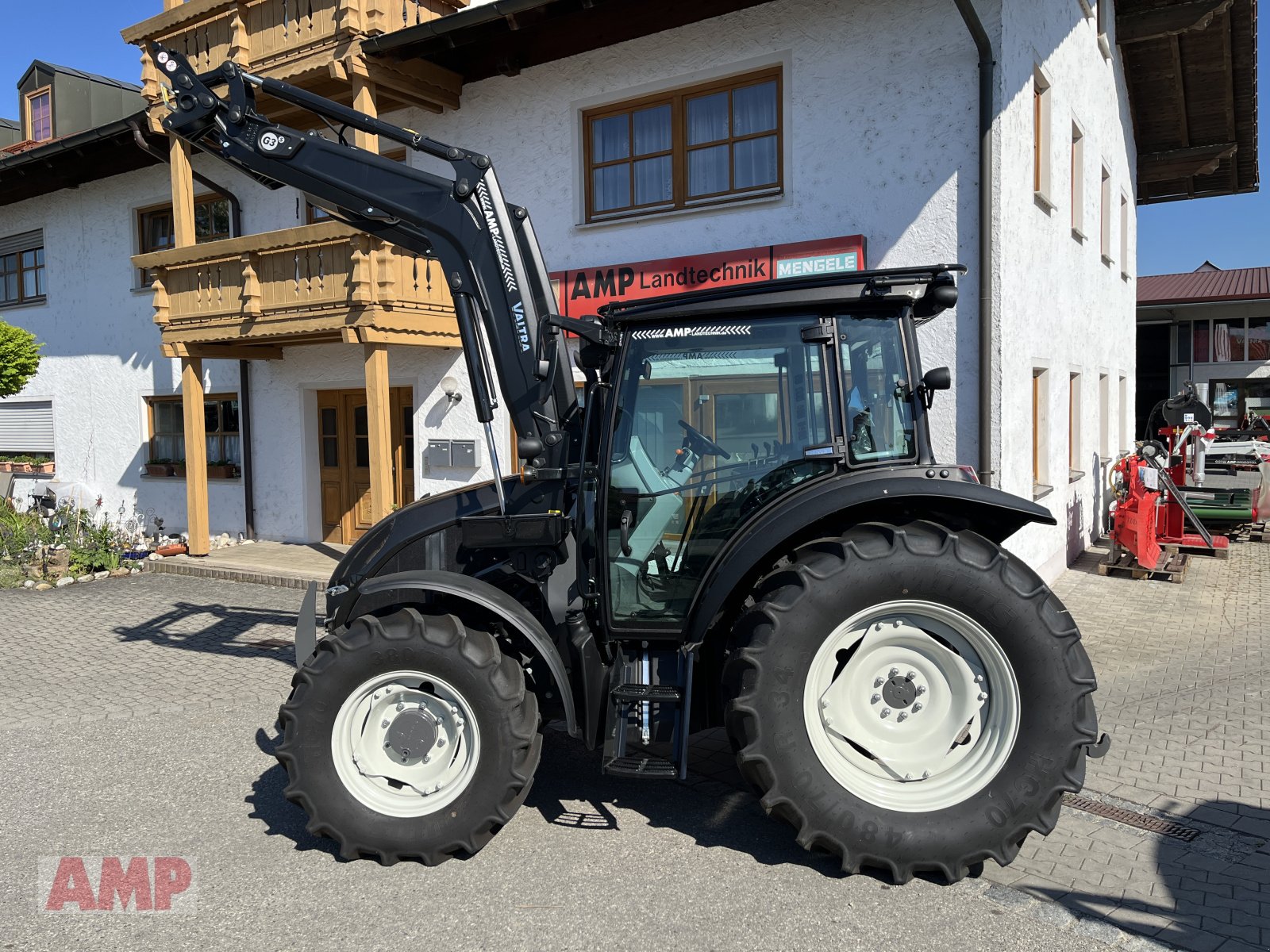 Traktor del tipo Valtra A95, Sonderedition schwarz, Neumaschine en Teising (Imagen 8)