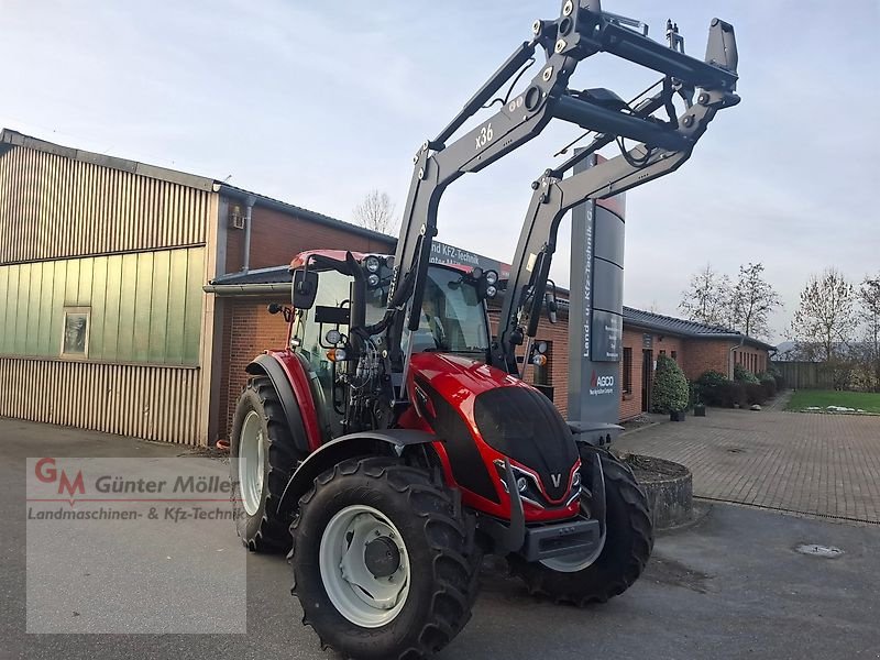 Traktor типа Valtra A95, Neumaschine в St. Michaelisdonn (Фотография 2)