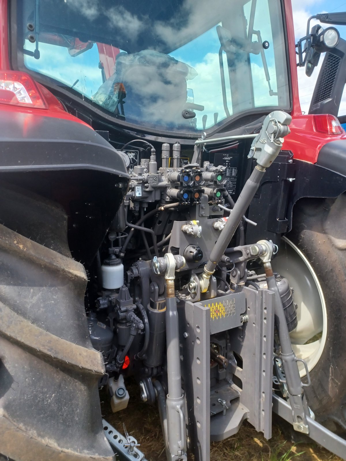 Traktor typu Valtra A95, Neumaschine v Uffenheim (Obrázok 4)