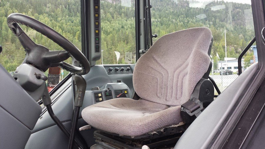 Traktor типа Valtra A95, Gebrauchtmaschine в Greifenburg (Фотография 3)