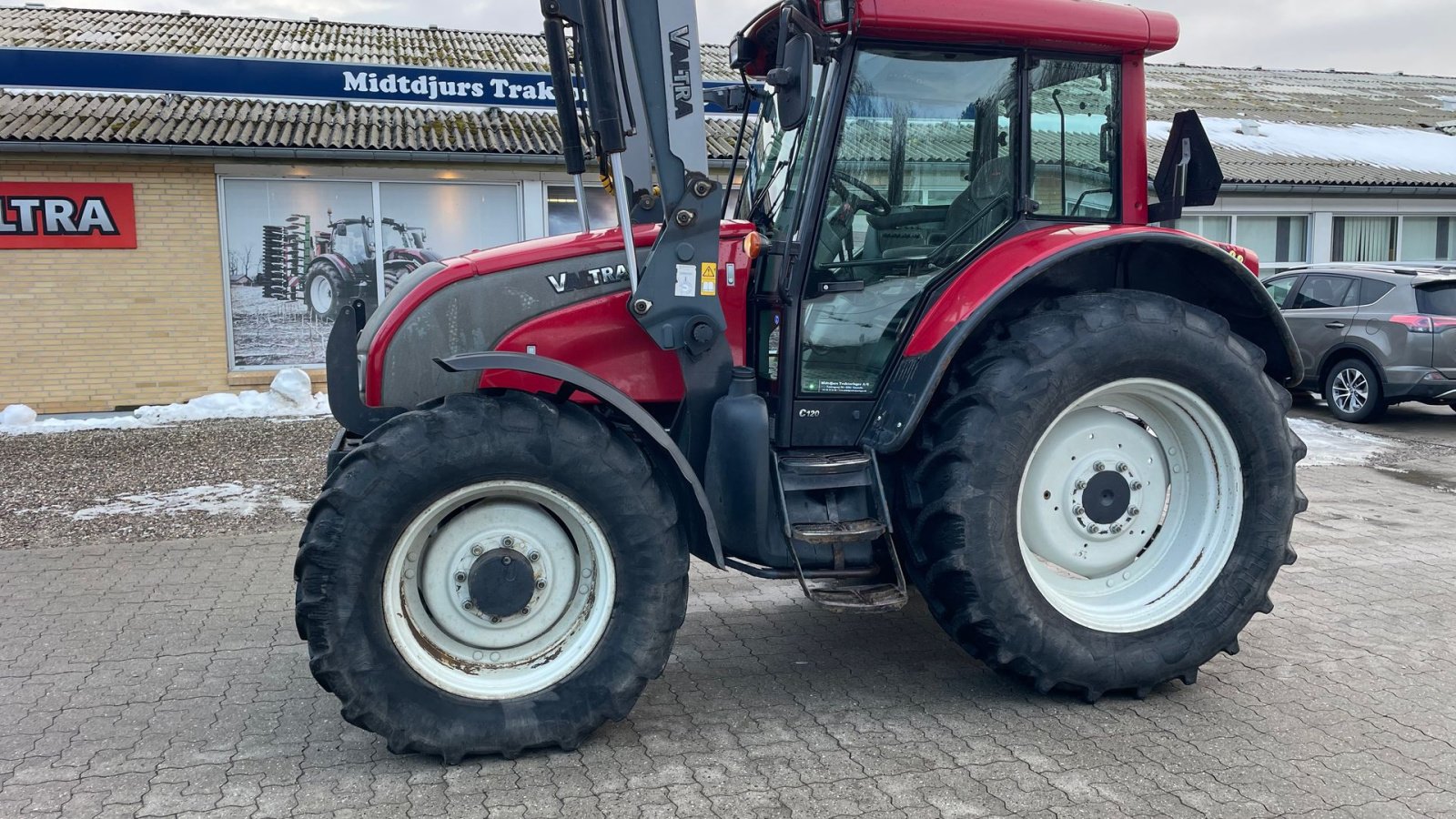 Traktor del tipo Valtra C120, Gebrauchtmaschine In Nimtofte (Immagine 13)