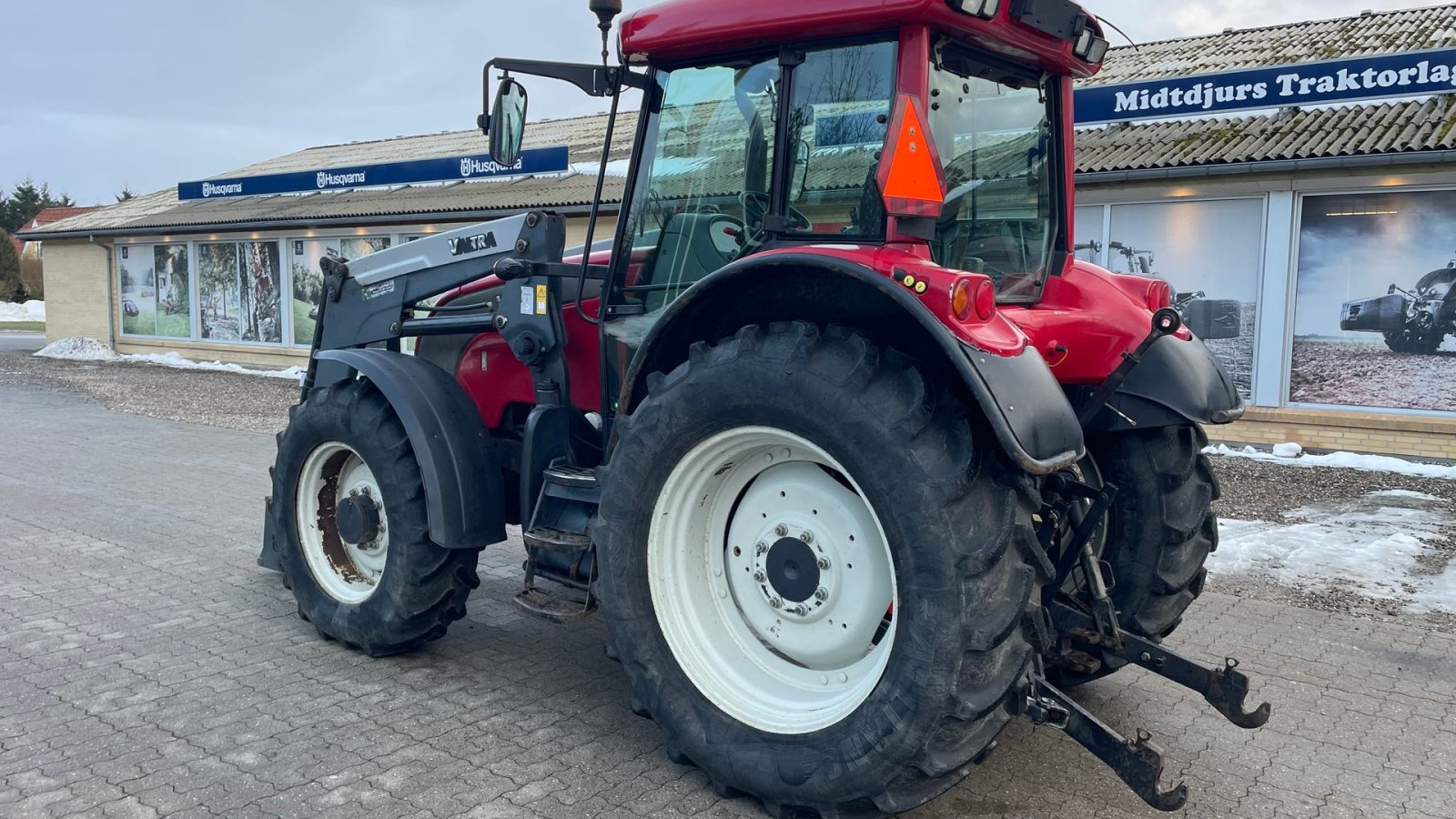 Traktor del tipo Valtra C120, Gebrauchtmaschine In Nimtofte (Immagine 9)
