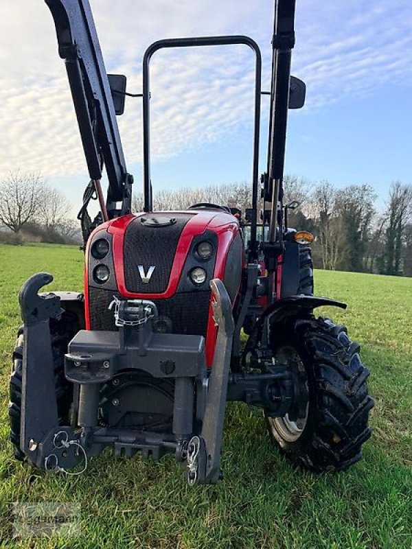 Traktor typu Valtra F 75, Gebrauchtmaschine v Bad Iburg - Sentrup (Obrázek 3)