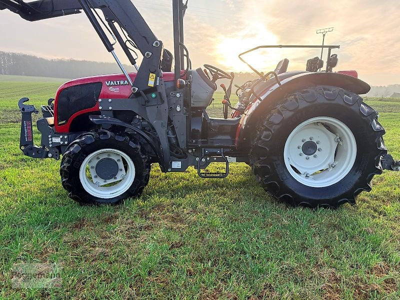 Traktor typu Valtra F 75, Gebrauchtmaschine v Bad Iburg - Sentrup (Obrázek 2)