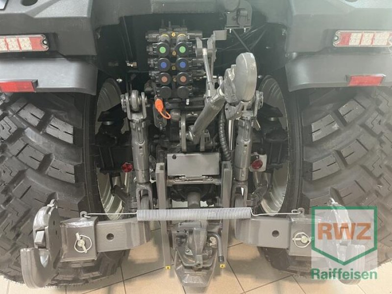 Traktor of the type Valtra F105S 2D3, Neumaschine in Flammersfeld (Picture 4)