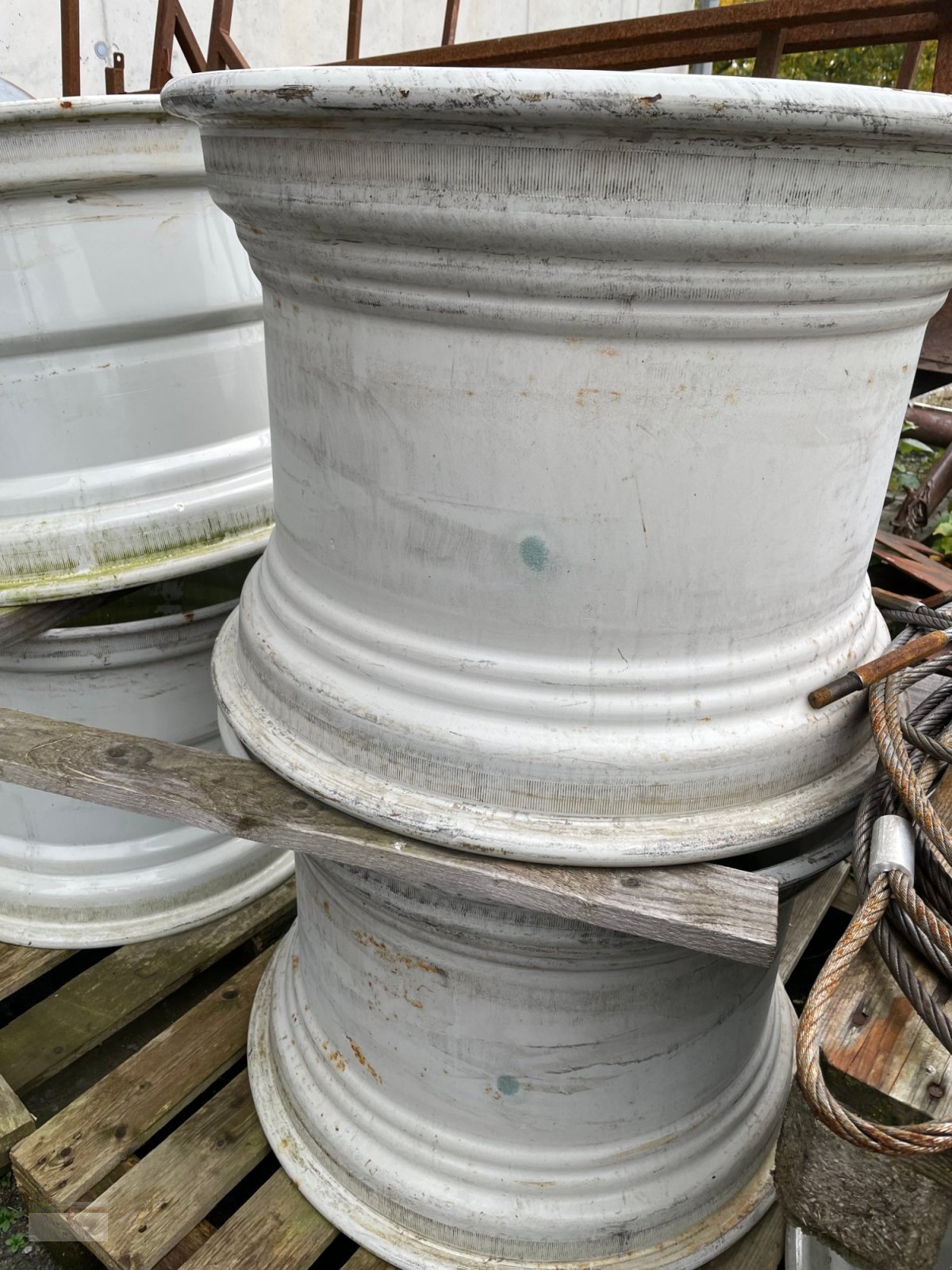 Traktor van het type Valtra Felgen N4/5 Serie, Gebrauchtmaschine in Fürsteneck (Foto 1)