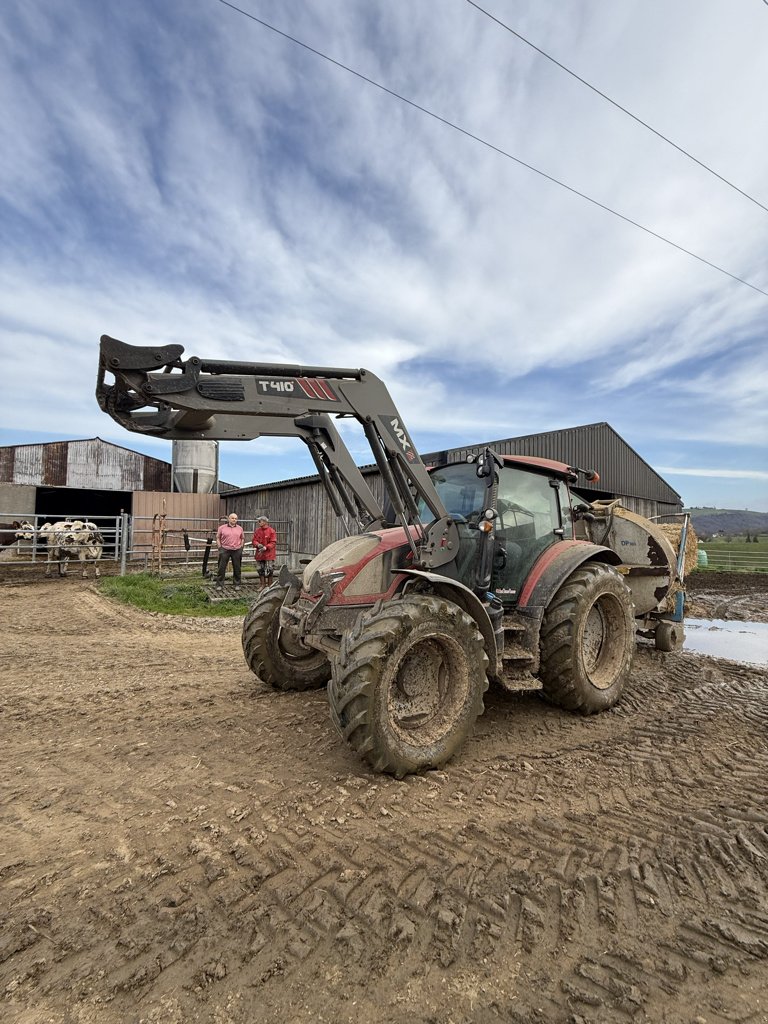 Traktor Türe ait Valtra G 105 A, Gebrauchtmaschine içinde LACAPELLE-MARIVAL (resim 2)