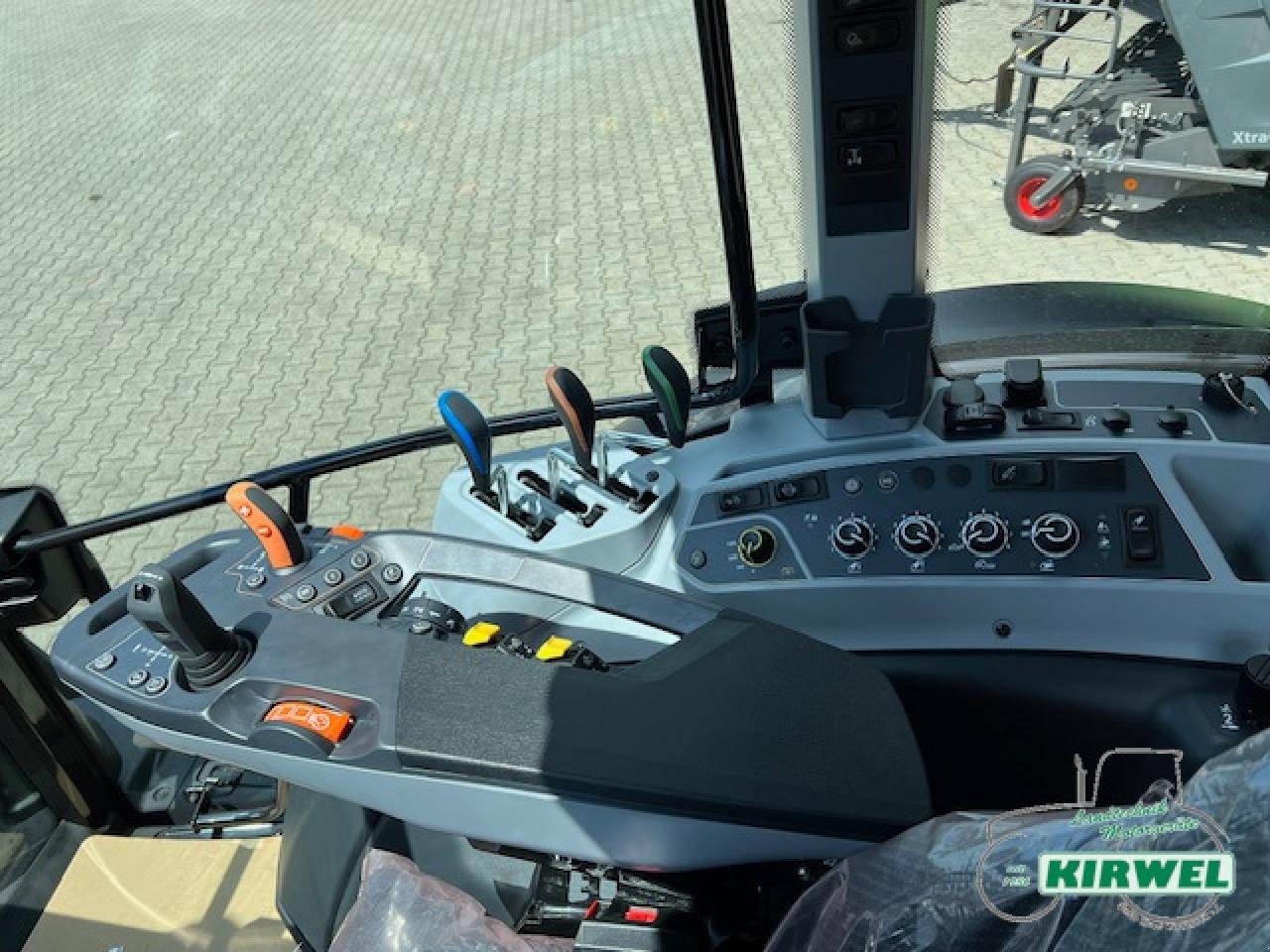 Traktor a típus Valtra G 125 Active, Neumaschine ekkor: Blankenheim (Kép 13)
