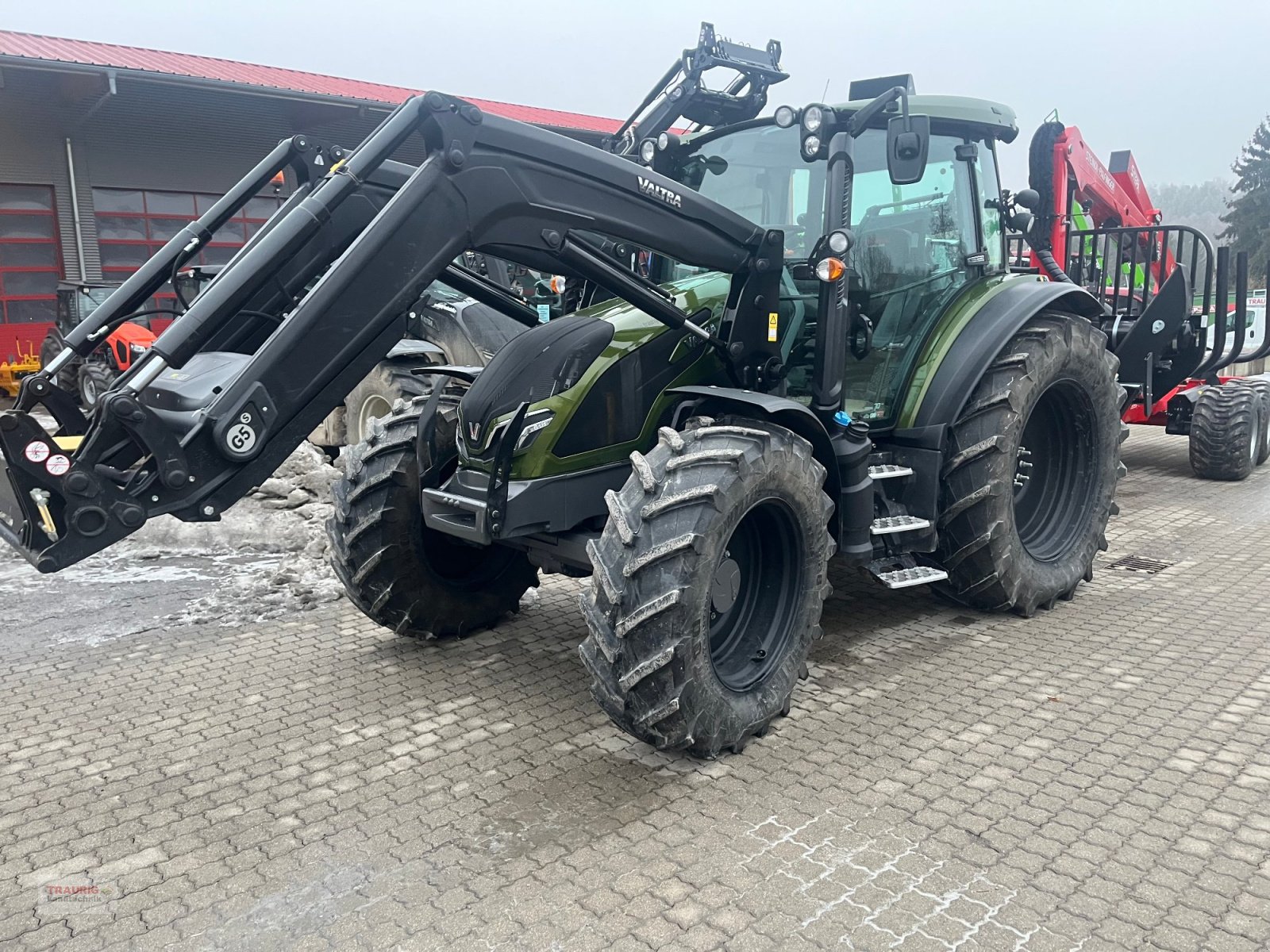 Traktor типа Valtra G 125A mit FL, Gebrauchtmaschine в Mainburg/Wambach (Фотография 1)