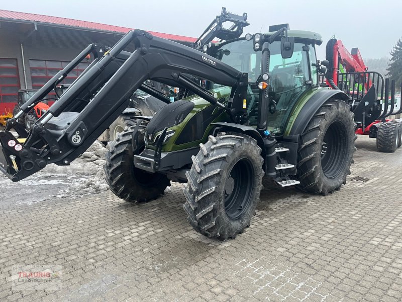 Traktor типа Valtra G 125A mit FL, Gebrauchtmaschine в Mainburg/Wambach (Фотография 1)