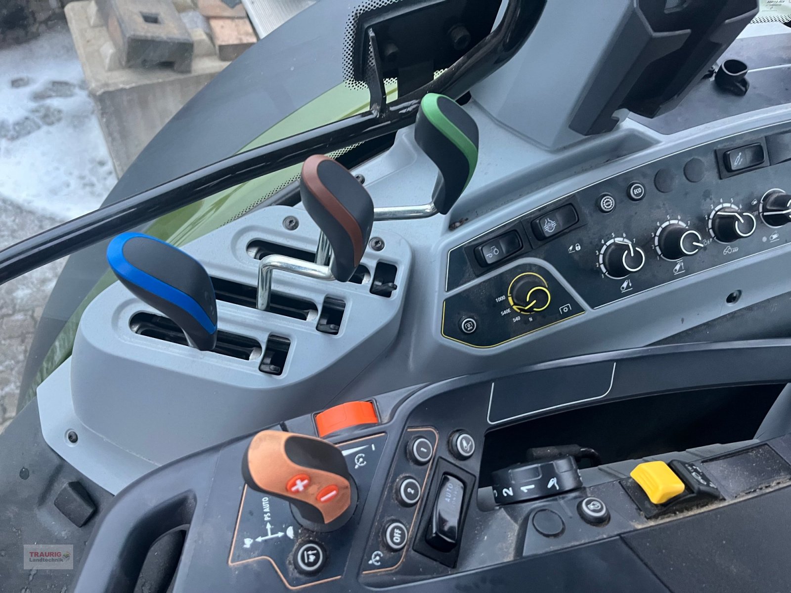 Traktor типа Valtra G 125A mit FL, Gebrauchtmaschine в Mainburg/Wambach (Фотография 11)