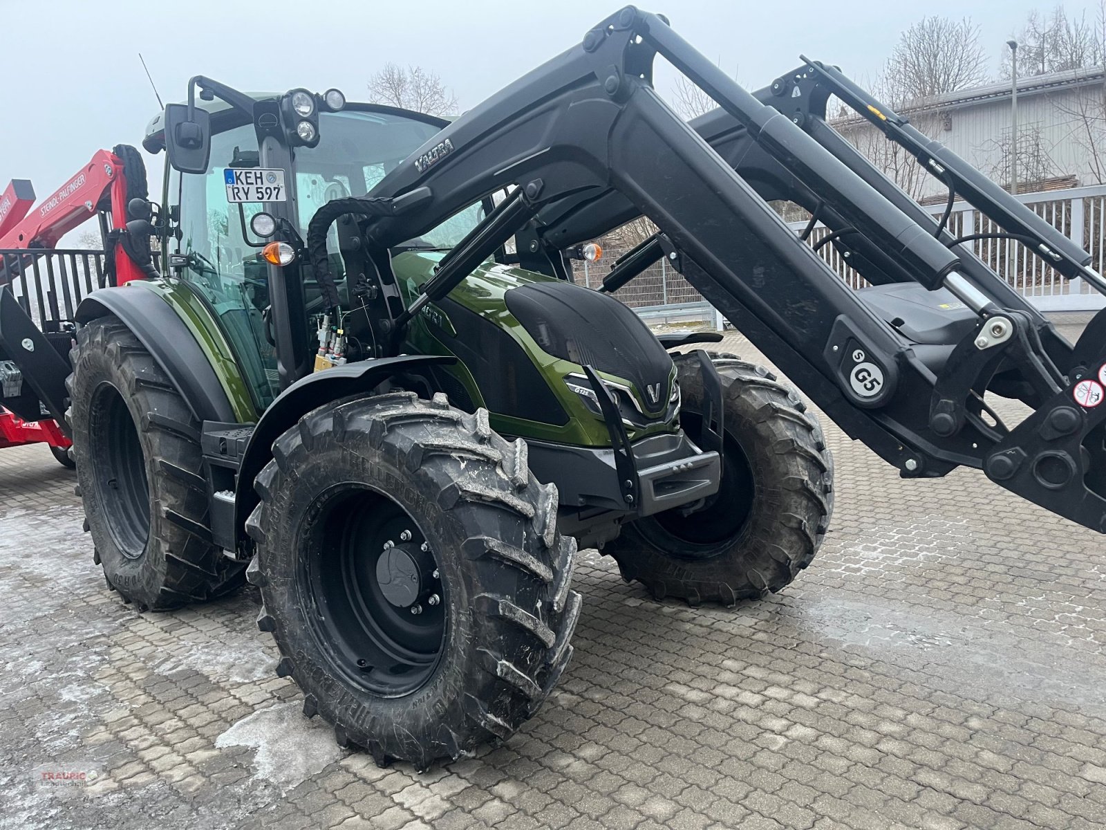 Traktor типа Valtra G 125A mit FL, Gebrauchtmaschine в Mainburg/Wambach (Фотография 16)