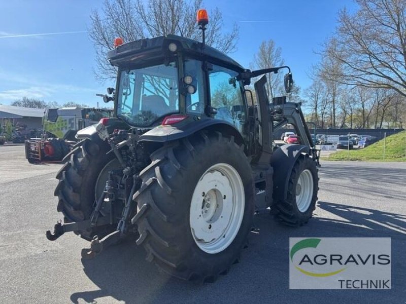 Traktor типа Valtra G 135 A 1B9, Gebrauchtmaschine в Meppen (Фотография 3)