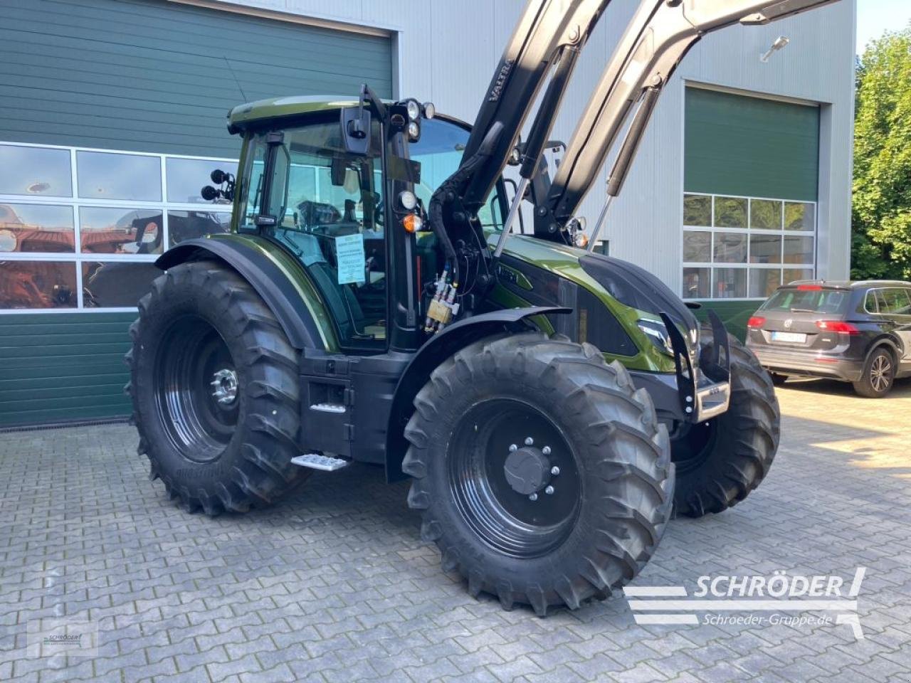 Traktor του τύπου Valtra G 135 A, Neumaschine σε Friedland (Φωτογραφία 2)