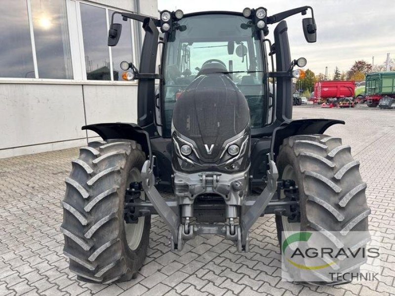 Traktor типа Valtra G 135 V 1B9, Gebrauchtmaschine в Salzkotten (Фотография 11)