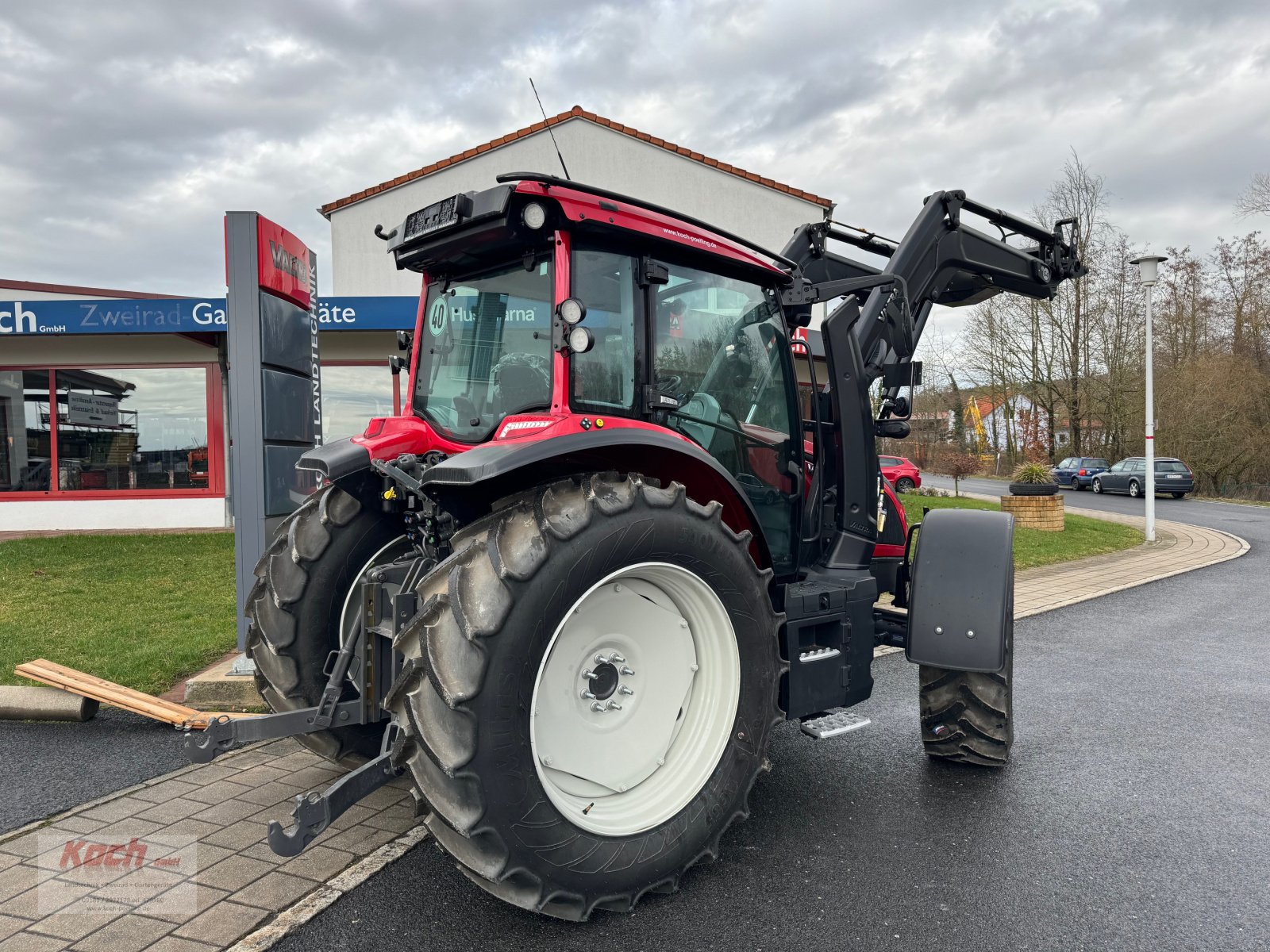Traktor des Typs Valtra G105 A, Neumaschine in Neumarkt / Pölling (Bild 3)