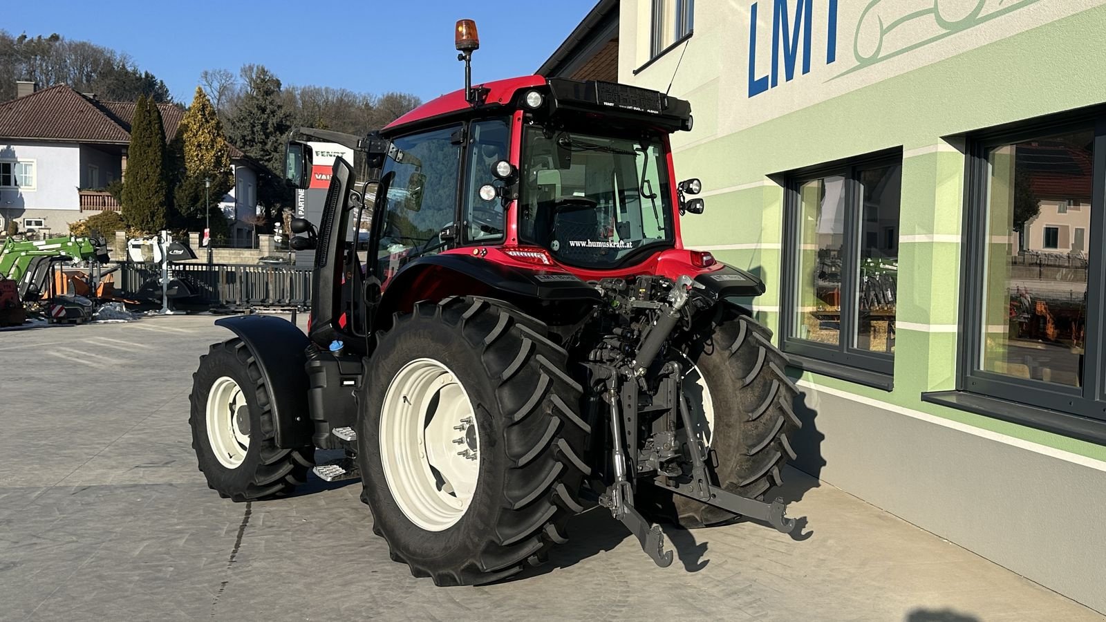 Traktor от тип Valtra G105, Gebrauchtmaschine в Hürm (Снимка 8)