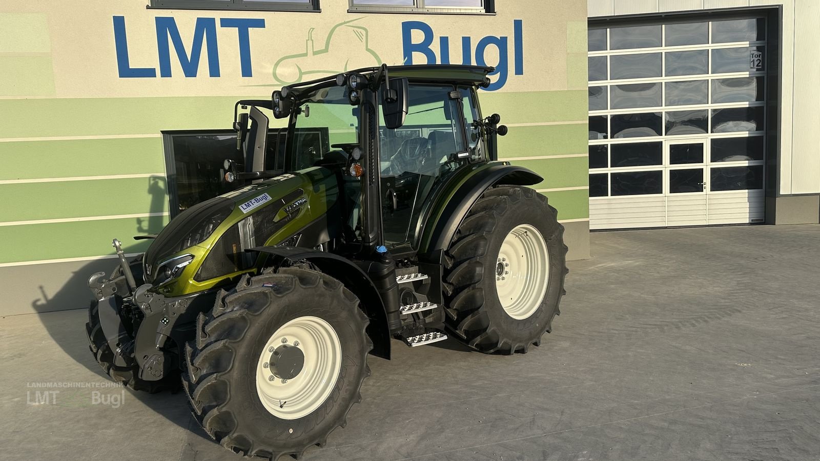 Traktor of the type Valtra G115 Active, Gebrauchtmaschine in Hürm (Picture 1)