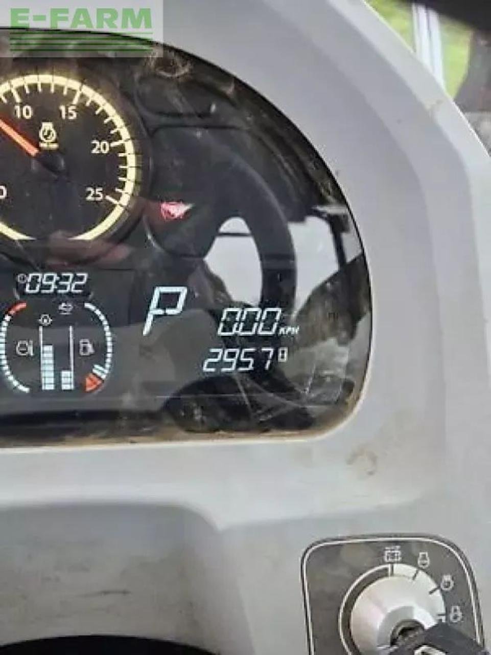 Traktor του τύπου Valtra g115 hitech HiTech, Gebrauchtmaschine σε MONFERRAN (Φωτογραφία 4)