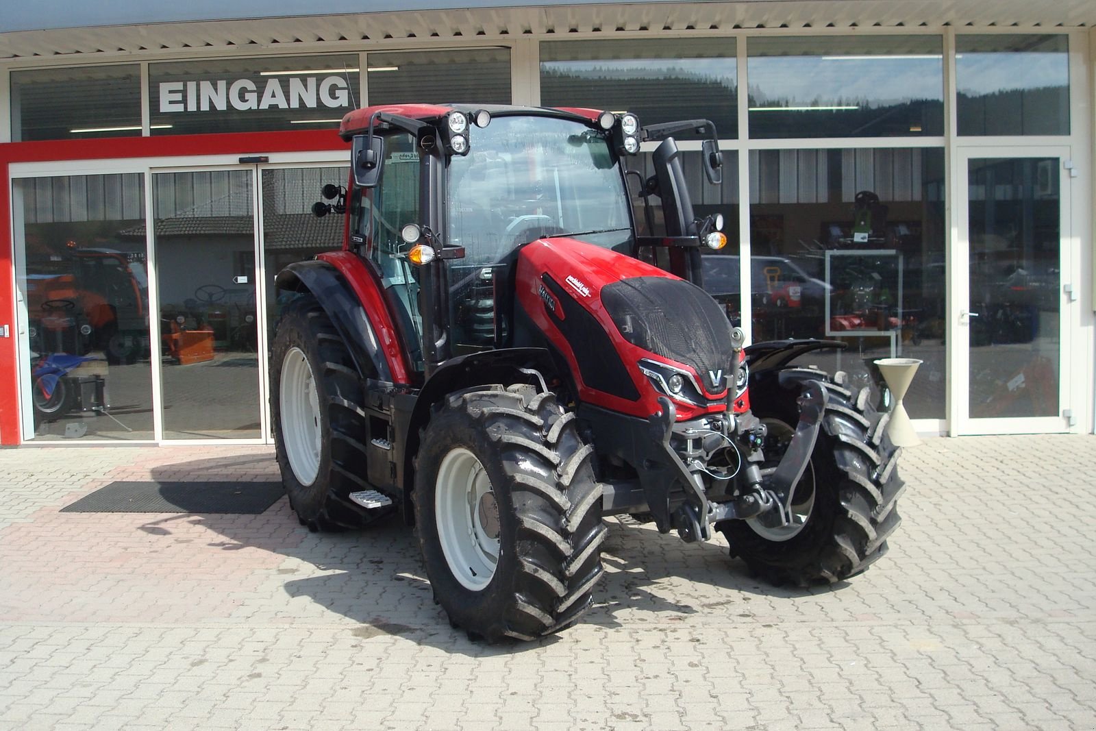 Traktor typu Valtra G115 HITECH, Vorführmaschine w Judenburg (Zdjęcie 2)