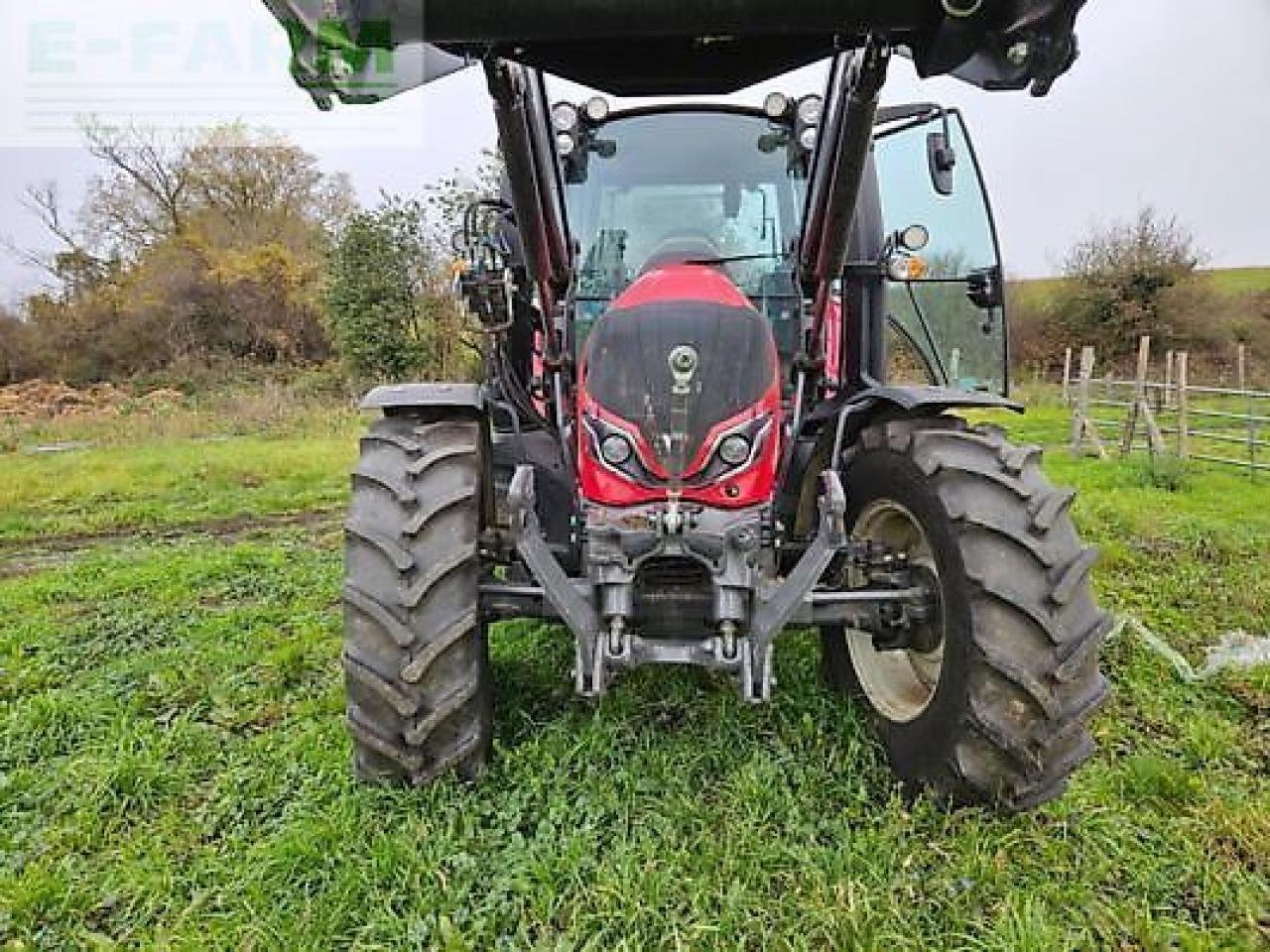 Traktor du type Valtra g115 hitech, Gebrauchtmaschine en MONFERRAN (Photo 2)
