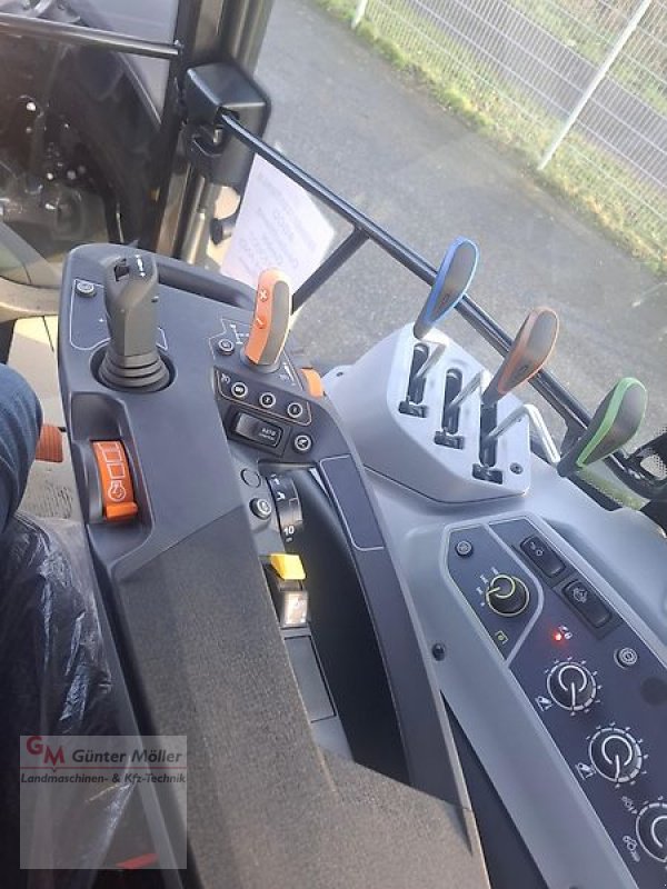 Traktor типа Valtra G115A, Neumaschine в St. Michaelisdonn (Фотография 9)