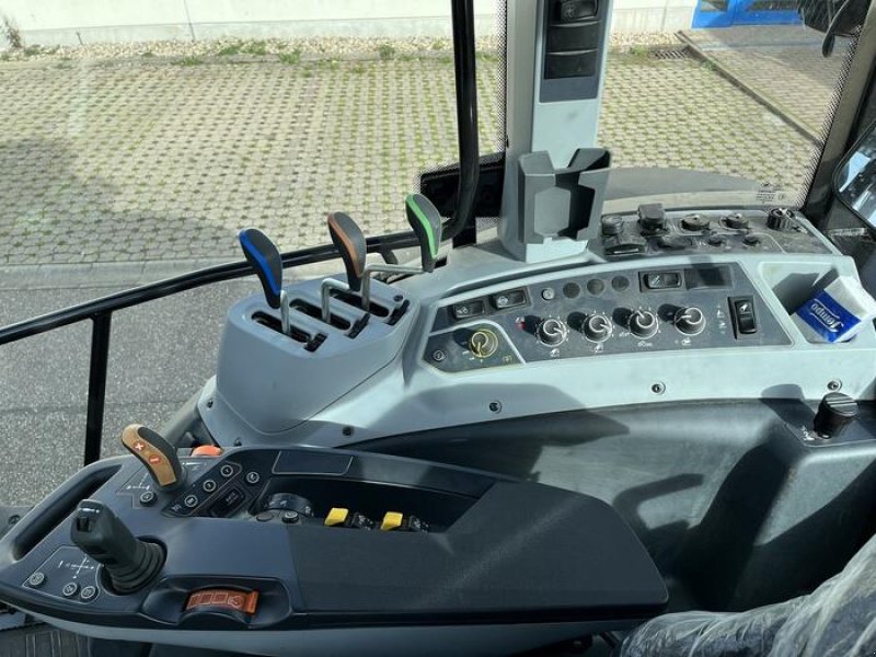 Traktor типа Valtra G115A, Gebrauchtmaschine в Sinzheim (Фотография 7)