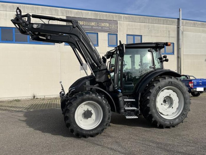 Traktor типа Valtra G115A, Gebrauchtmaschine в Sinzheim (Фотография 3)