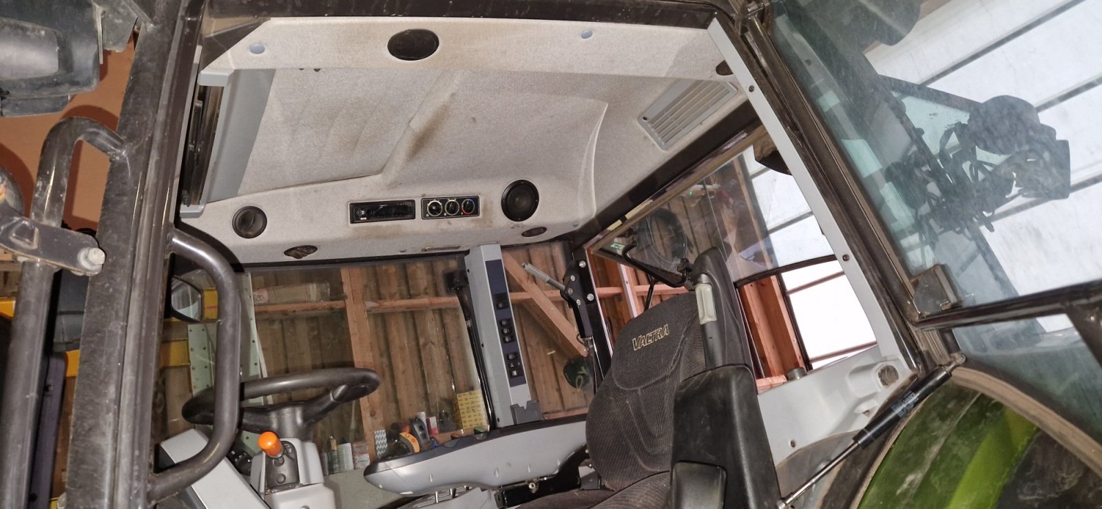 Traktor typu Valtra G125 A 4300h Vollausstattung Bj. 2022, Gebrauchtmaschine v Palling (Obrázek 14)