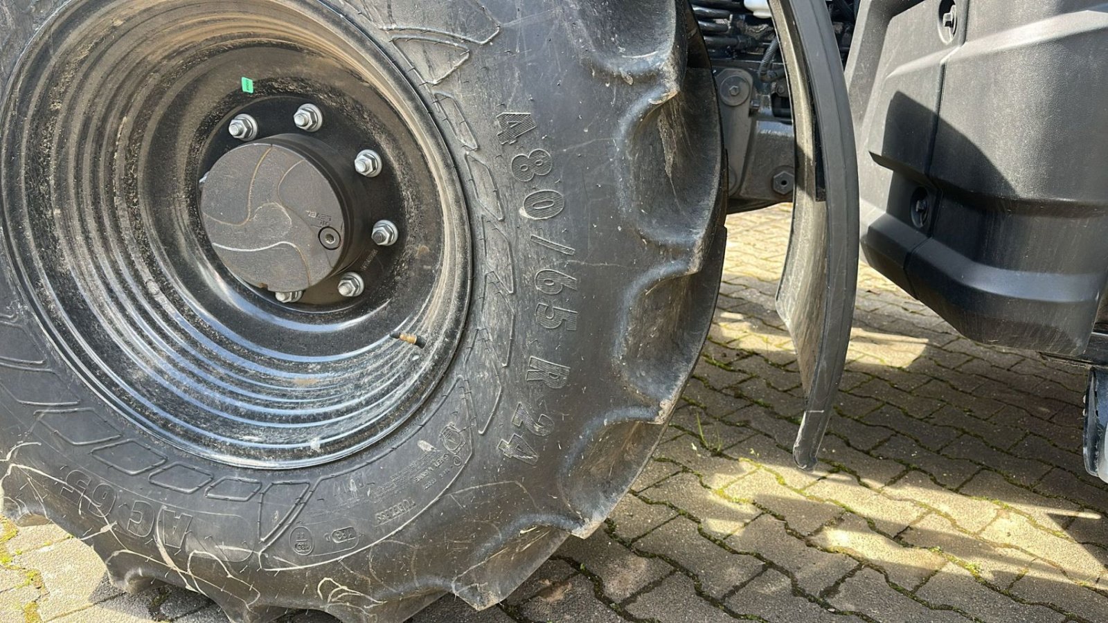 Traktor des Typs Valtra G125 Active met kruipbak, Gebrauchtmaschine in Roermond (Bild 7)