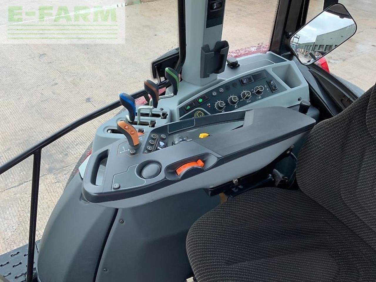 Traktor типа Valtra g125 active tractor (st25675) Active, Gebrauchtmaschine в SHAFTESBURY (Фотография 21)