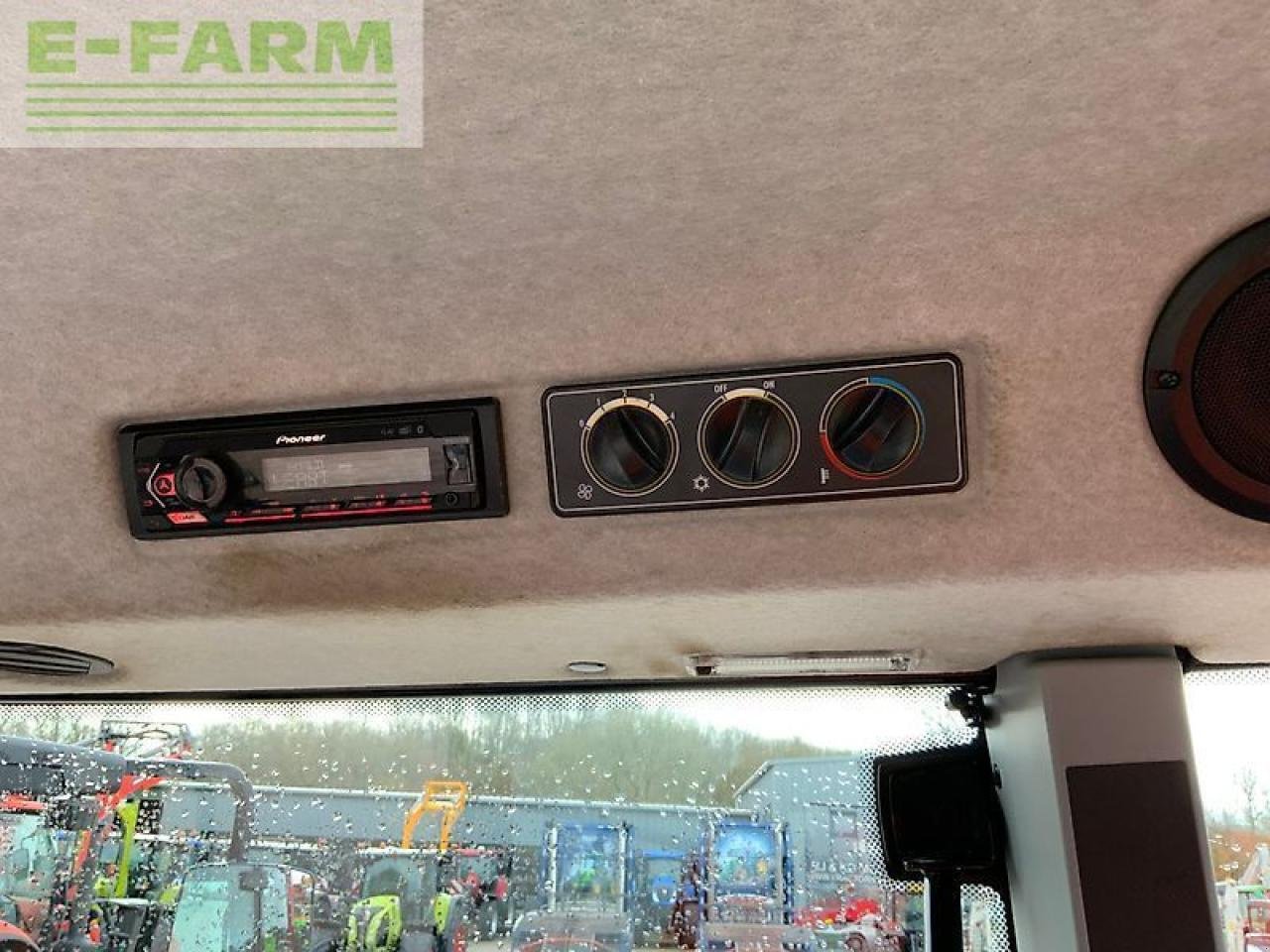 Traktor типа Valtra g125 active tractor (st25675) Active, Gebrauchtmaschine в SHAFTESBURY (Фотография 26)