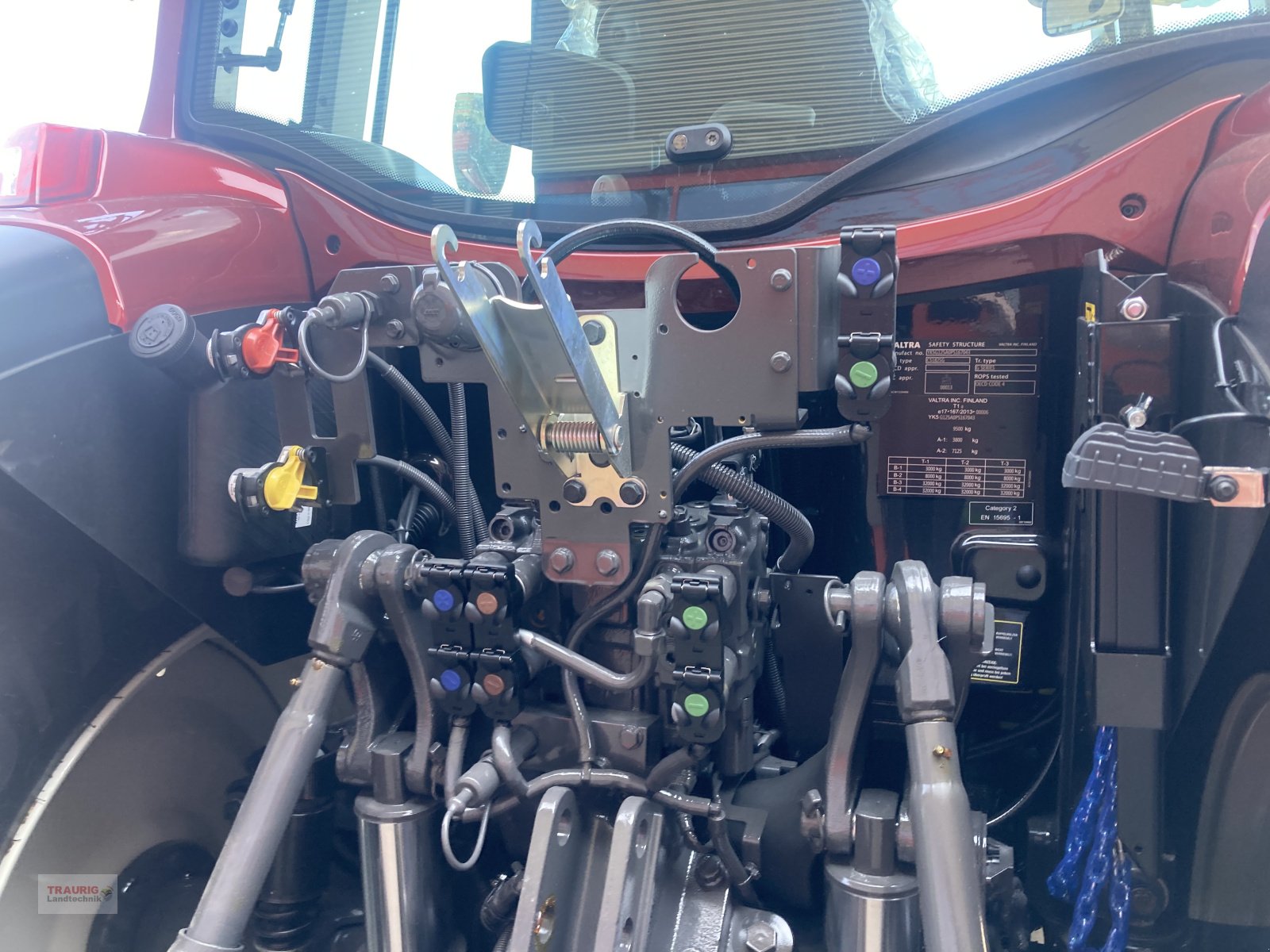 Traktor des Typs Valtra G125 Active, Neumaschine in Mainburg/Wambach (Bild 18)