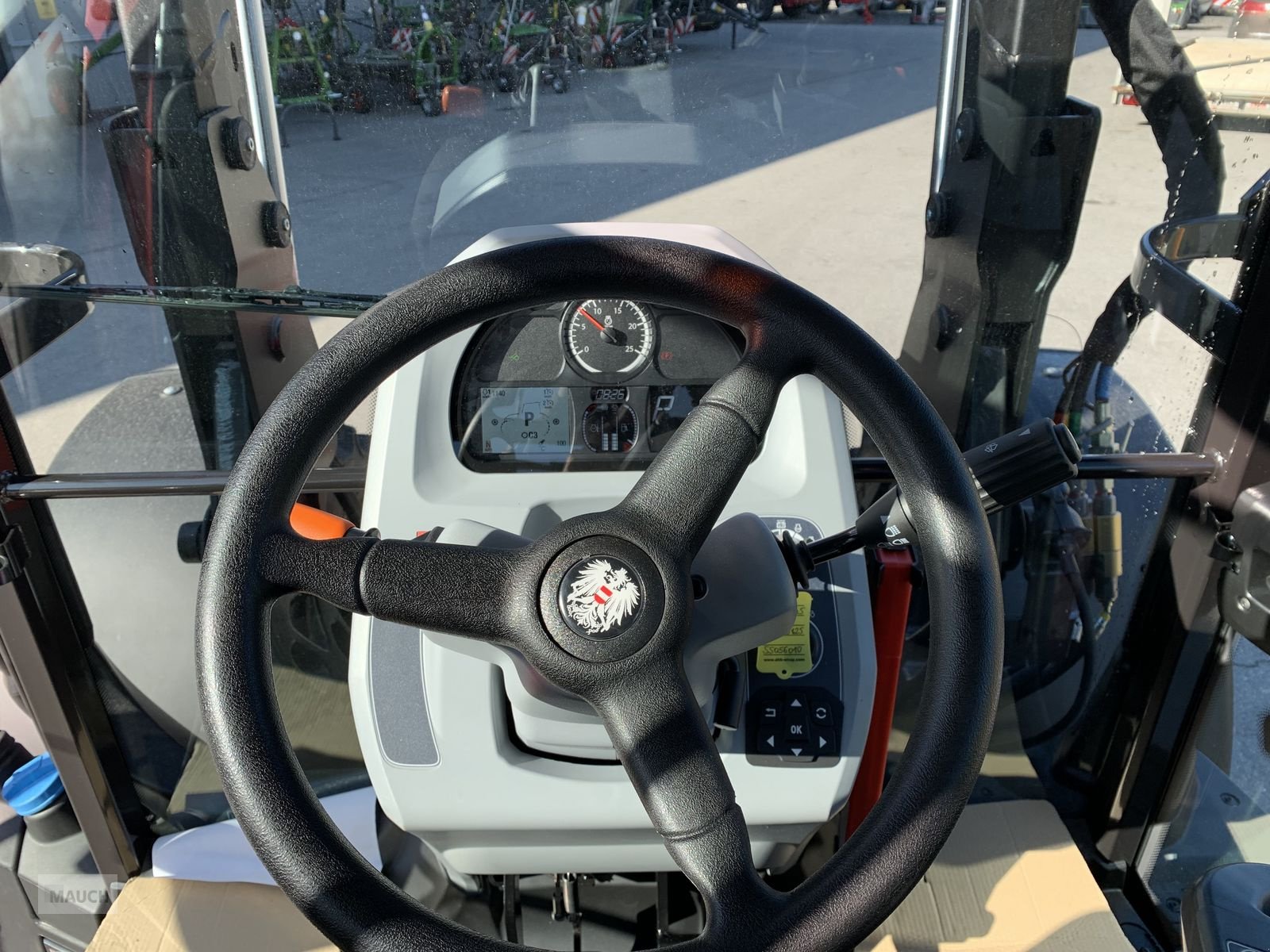 Traktor typu Valtra G125 eA + Frontlader G4L, Neumaschine v Eben (Obrázek 14)