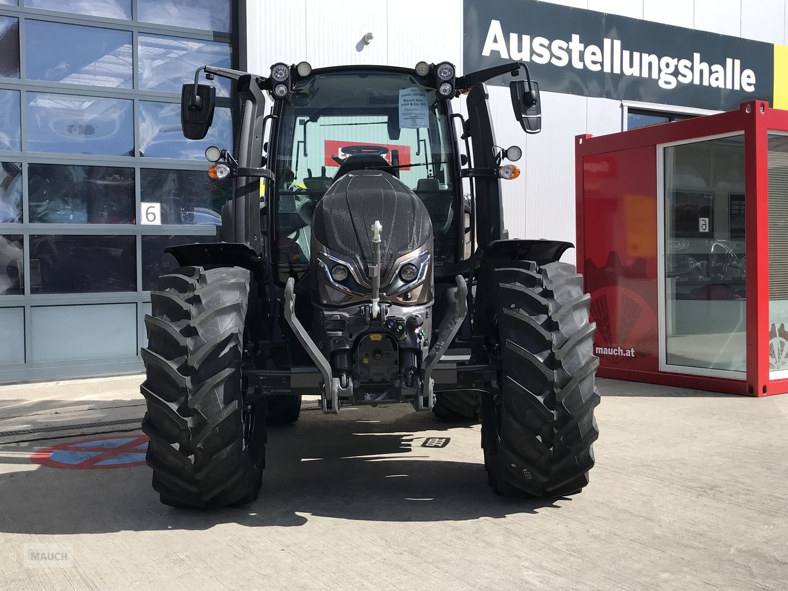 Traktor des Typs Valtra G125 ECO ACTIVE, Neumaschine in Burgkirchen (Bild 8)