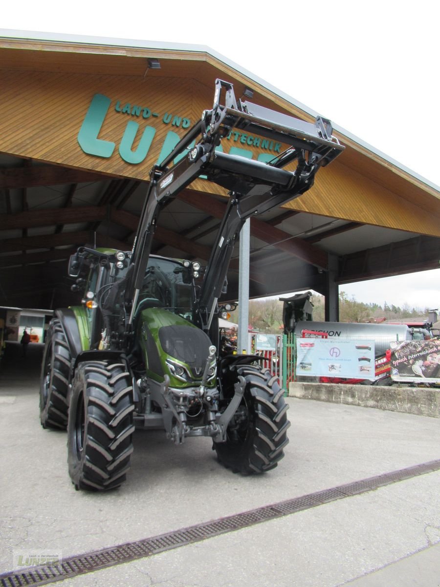 Traktor типа Valtra G125 ECO HITECH, Gebrauchtmaschine в Kaumberg (Фотография 3)