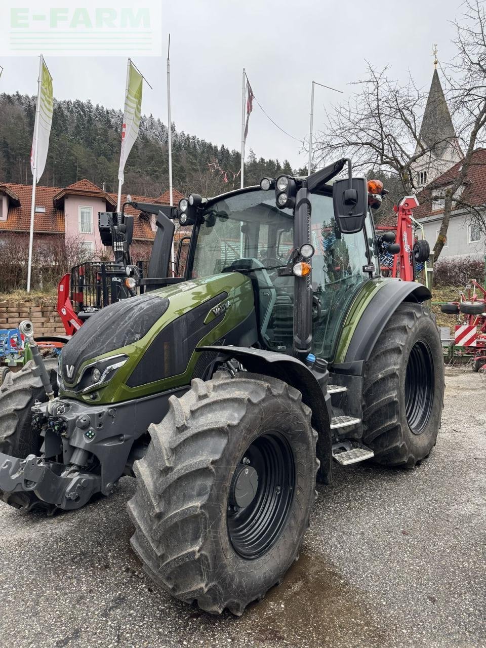 Traktor of the type Valtra g125 eco, Gebrauchtmaschine in RUDEN (Picture 1)