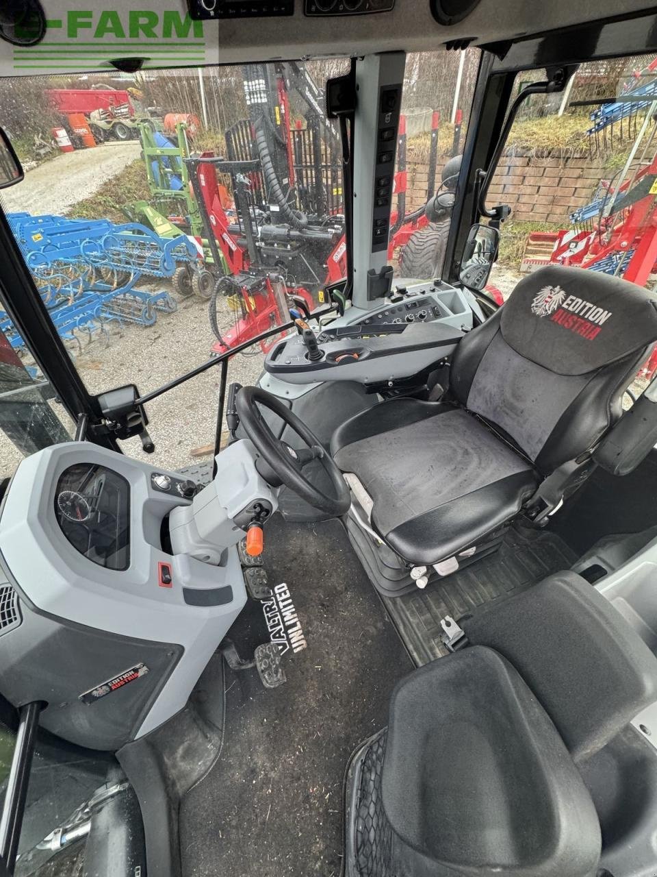 Traktor of the type Valtra g125 eco, Gebrauchtmaschine in RUDEN (Picture 6)