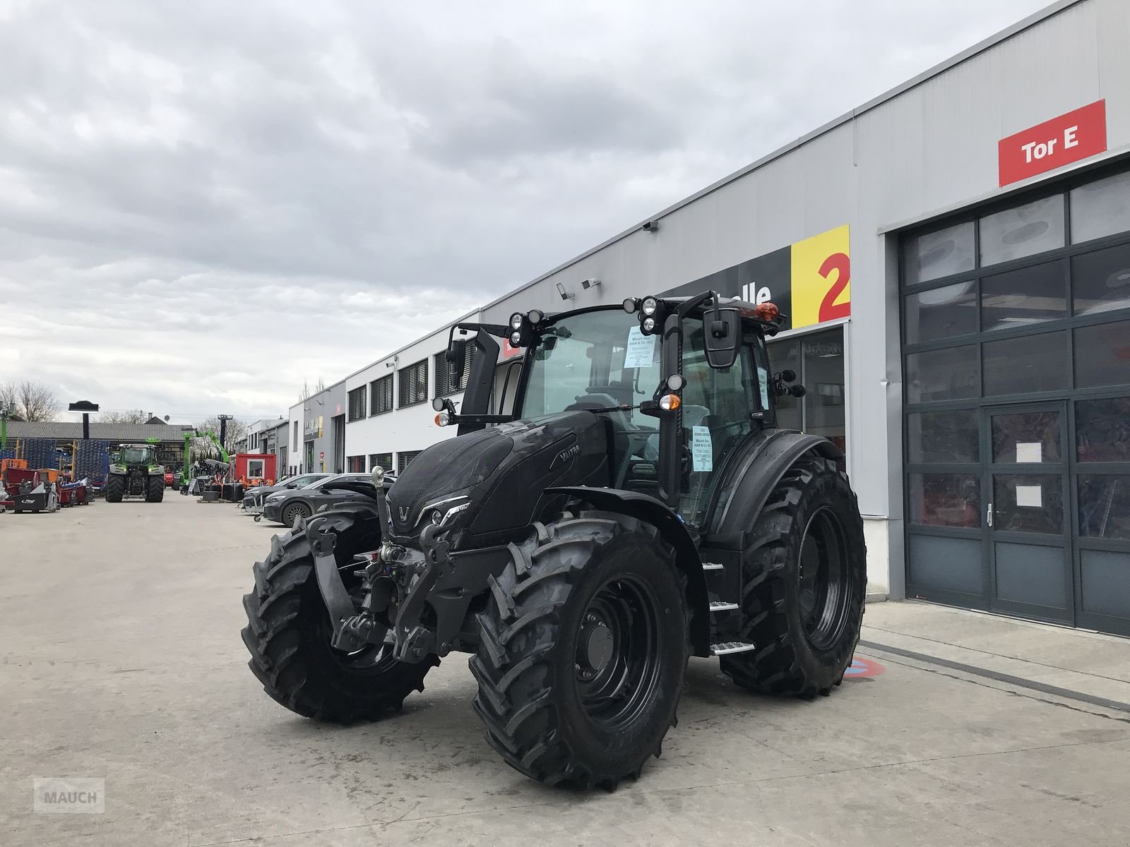 Traktor typu Valtra G125 ECO, Neumaschine v Burgkirchen (Obrázek 2)