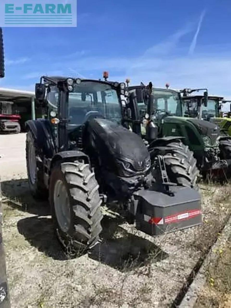 Traktor Türe ait Valtra g125, Gebrauchtmaschine içinde MONFERRAN (resim 1)