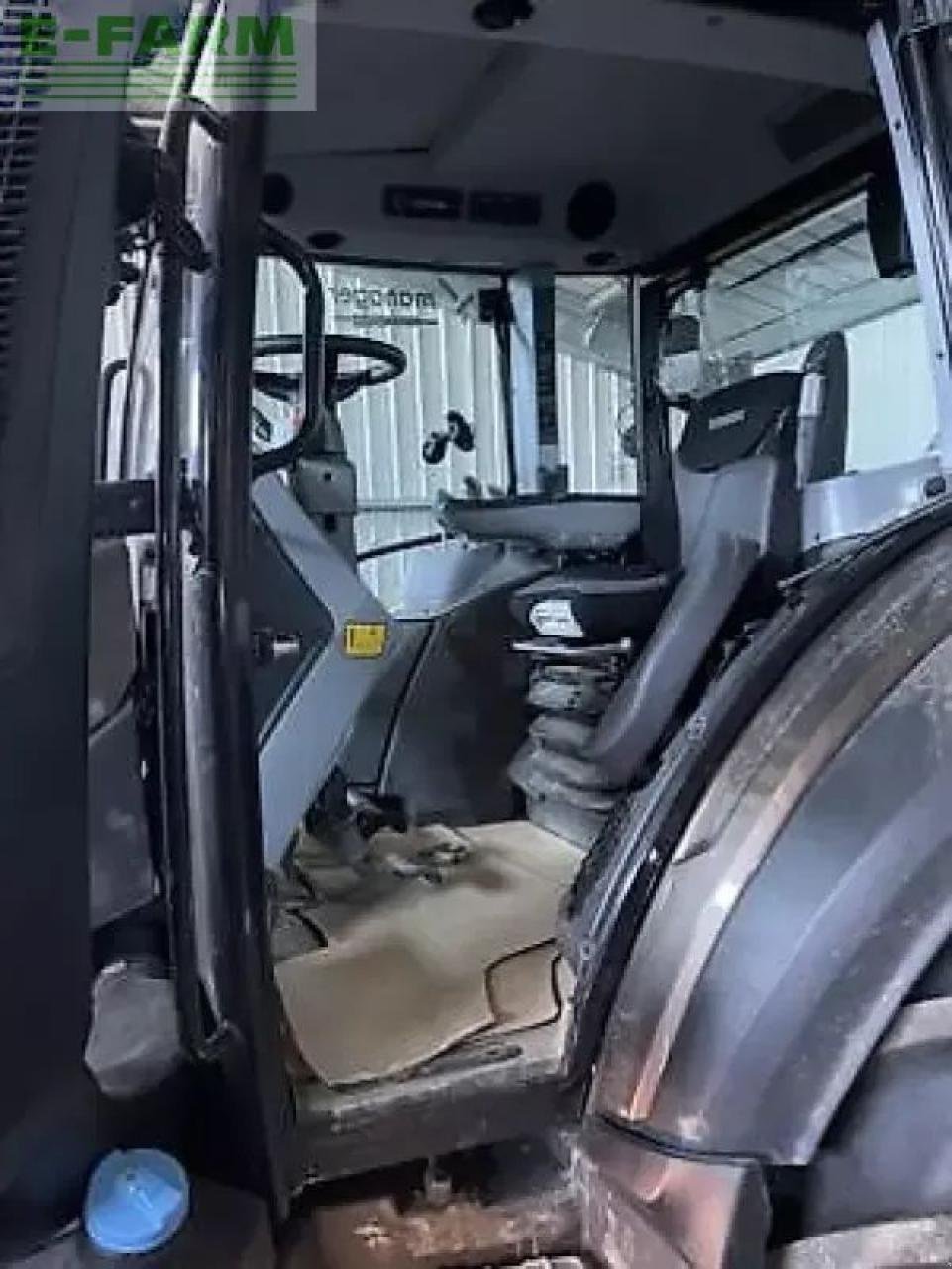 Traktor Türe ait Valtra g125, Gebrauchtmaschine içinde MONFERRAN (resim 12)