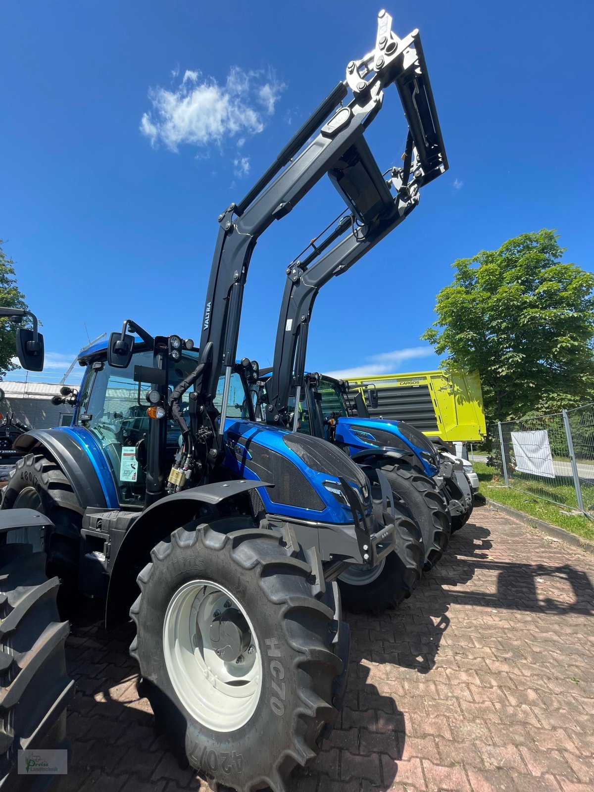 Traktor tipa Valtra G125, Neumaschine u Bad Kötzting (Slika 1)