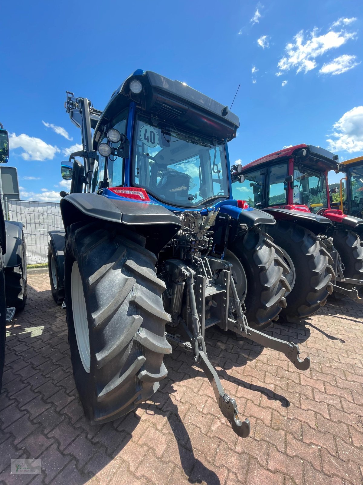 Traktor tipa Valtra G125, Neumaschine u Bad Kötzting (Slika 4)