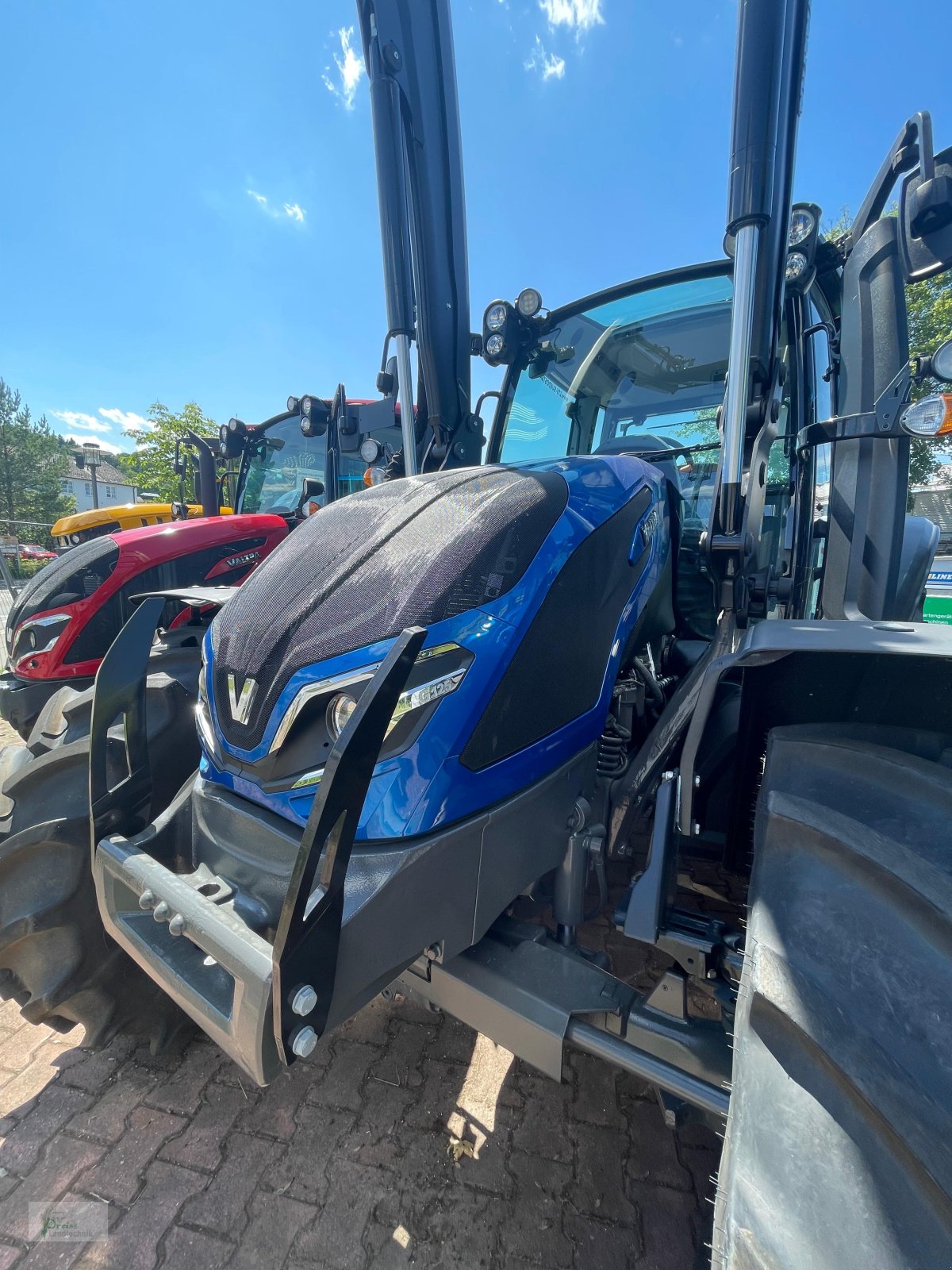 Traktor tipa Valtra G125, Neumaschine u Bad Kötzting (Slika 5)