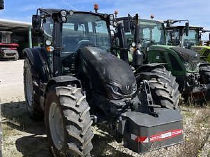 Traktor des Typs Valtra G125, Gebrauchtmaschine in Carcassonne (Bild 1)