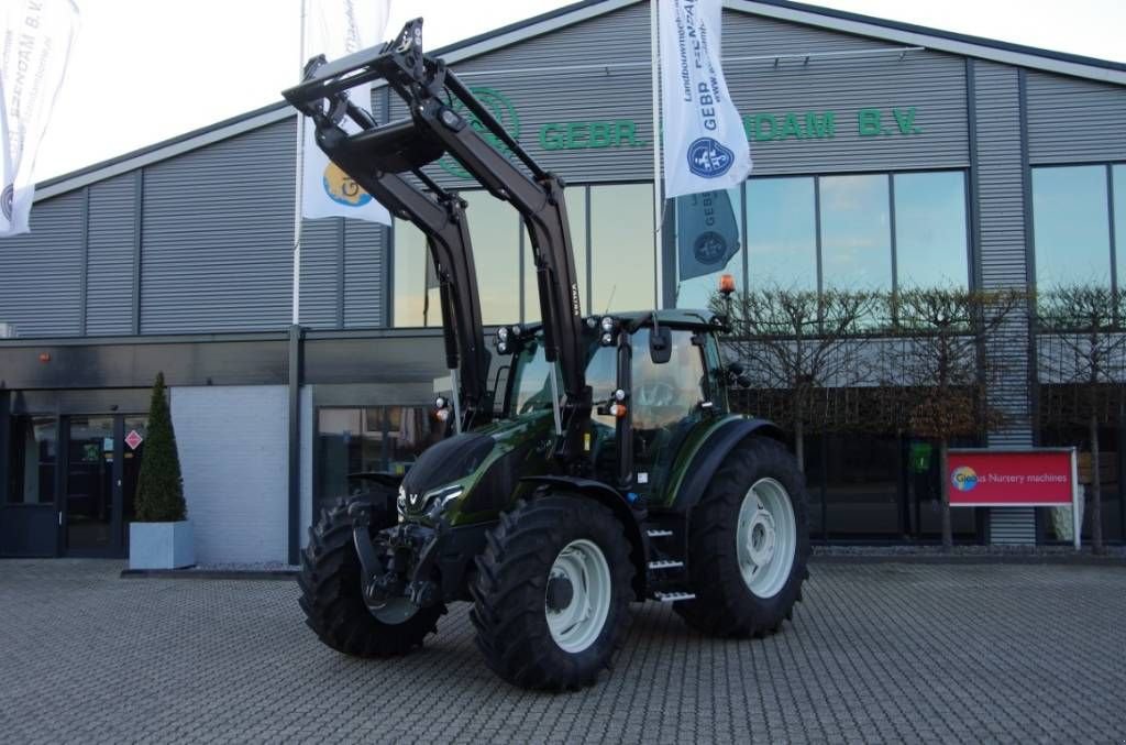 Traktor typu Valtra G125, Neumaschine w Borne (Zdjęcie 1)