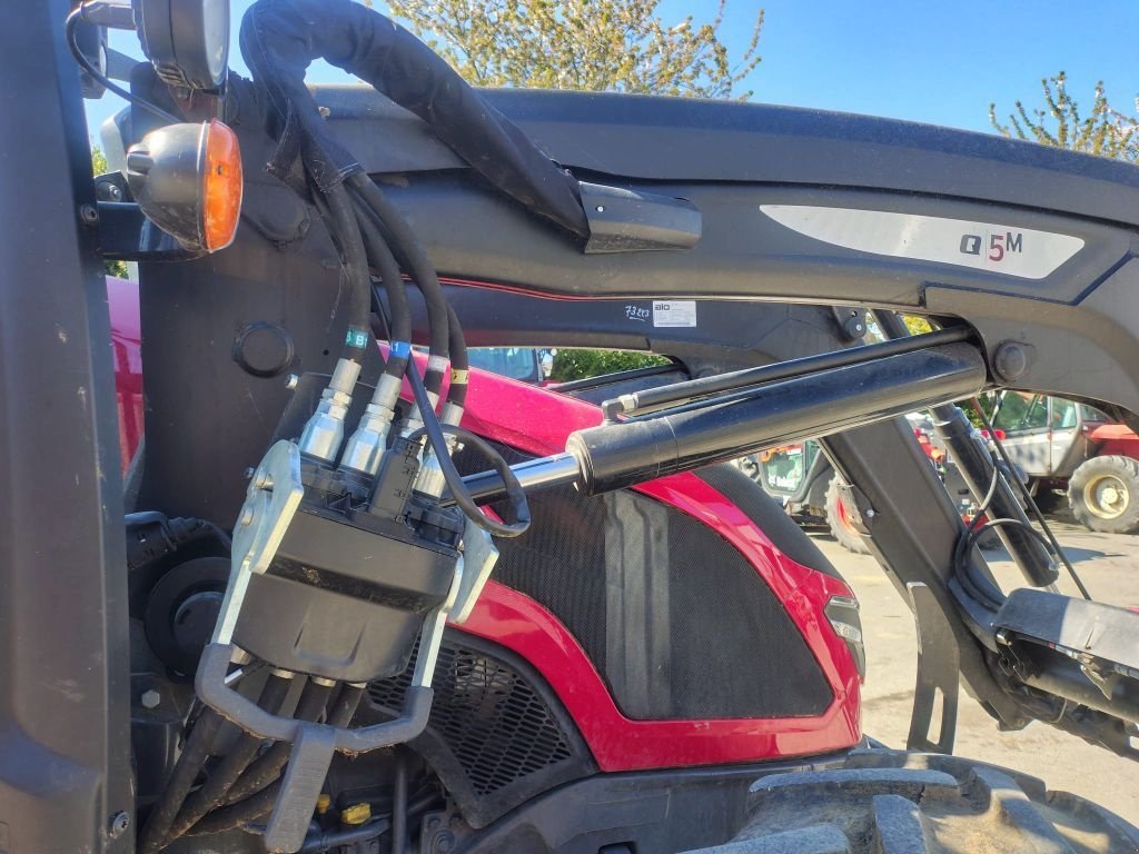 Traktor typu Valtra G125eH, Gebrauchtmaschine v PASSAIS LA CONCEPTION (Obrázek 9)