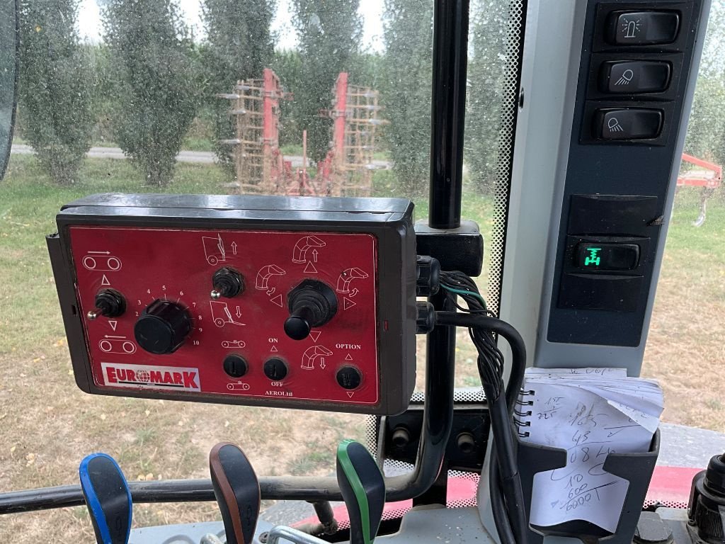 Traktor typu Valtra G125eH, Gebrauchtmaschine w MONTAUBAN DE BRETAGNE (Zdjęcie 9)