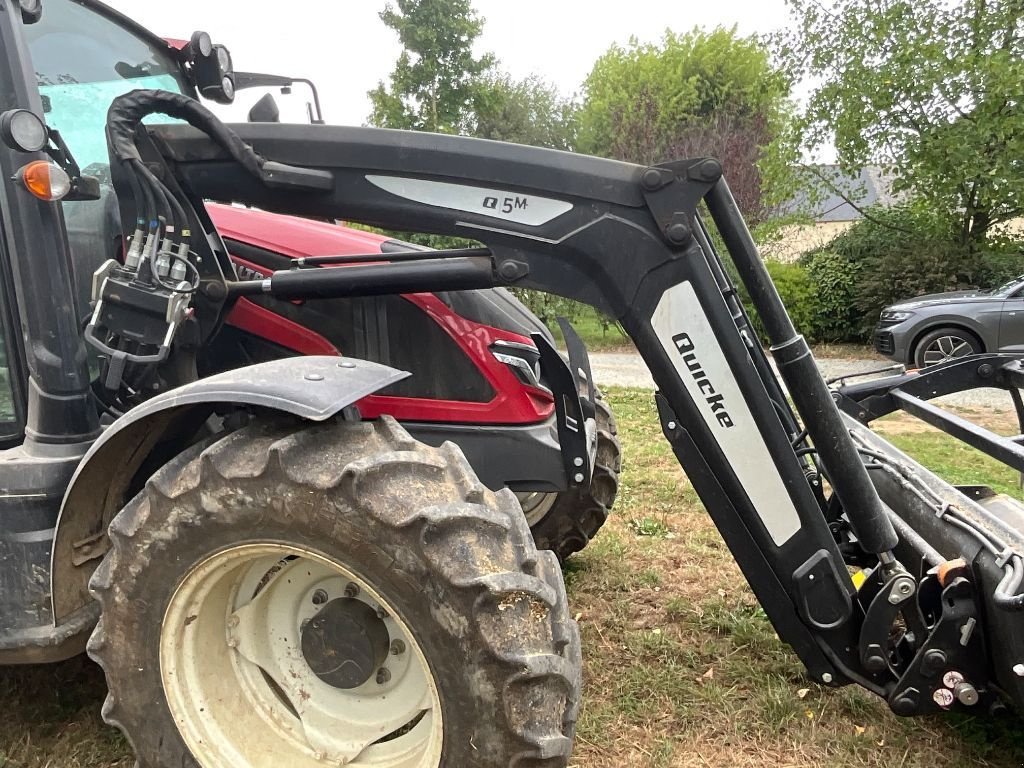 Traktor typu Valtra G125eH, Gebrauchtmaschine v PASSAIS LA CONCEPTION (Obrázek 2)